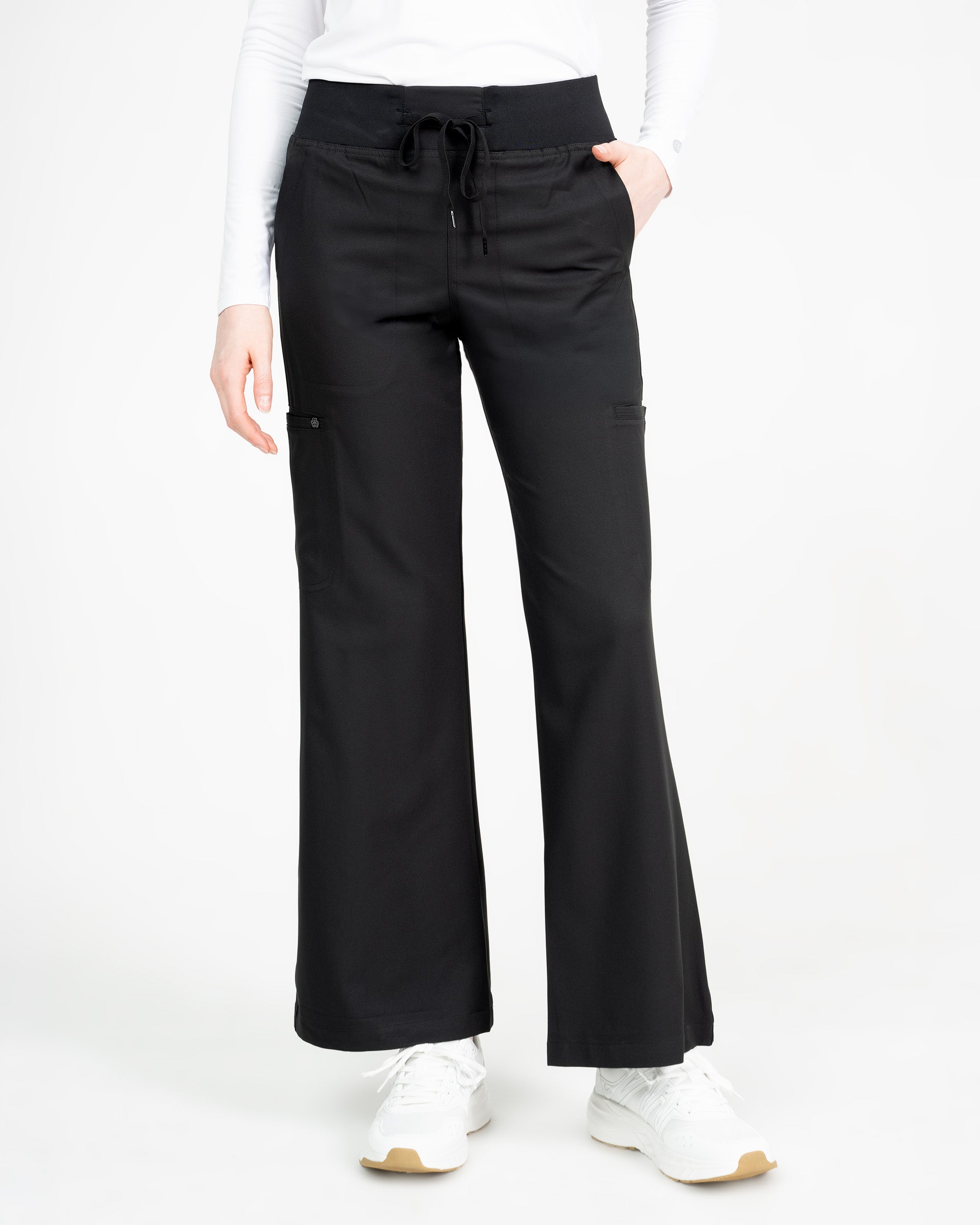 Studio Wide Leg Flare Pant - Regular in Black