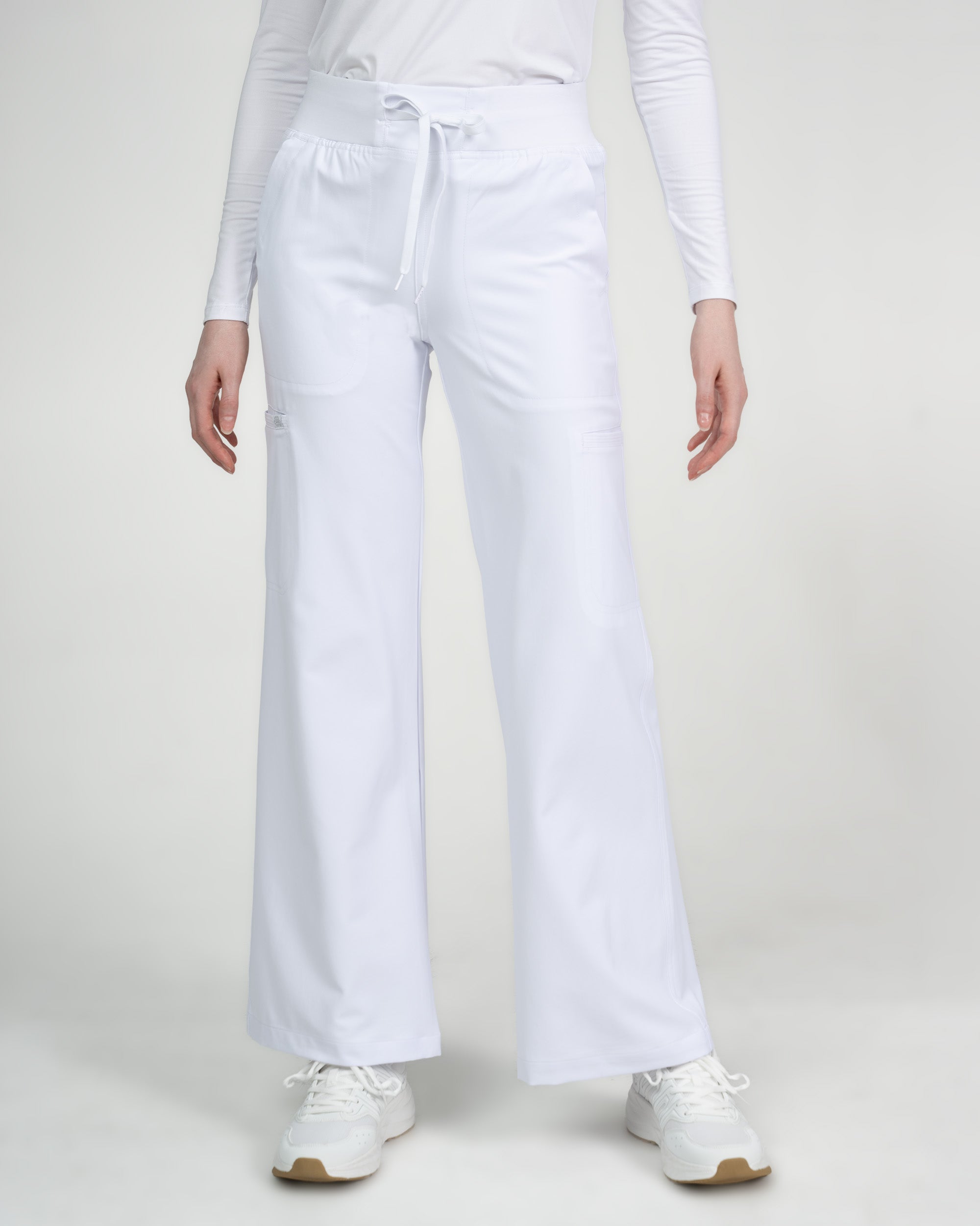 Studio Wide Leg Flare Pant - Petite in White